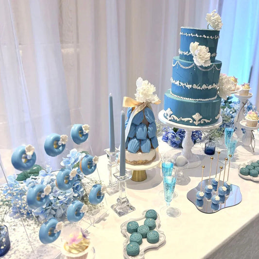 Indulge in Delicious Custom Cakes, Cupcakes, and Desserts