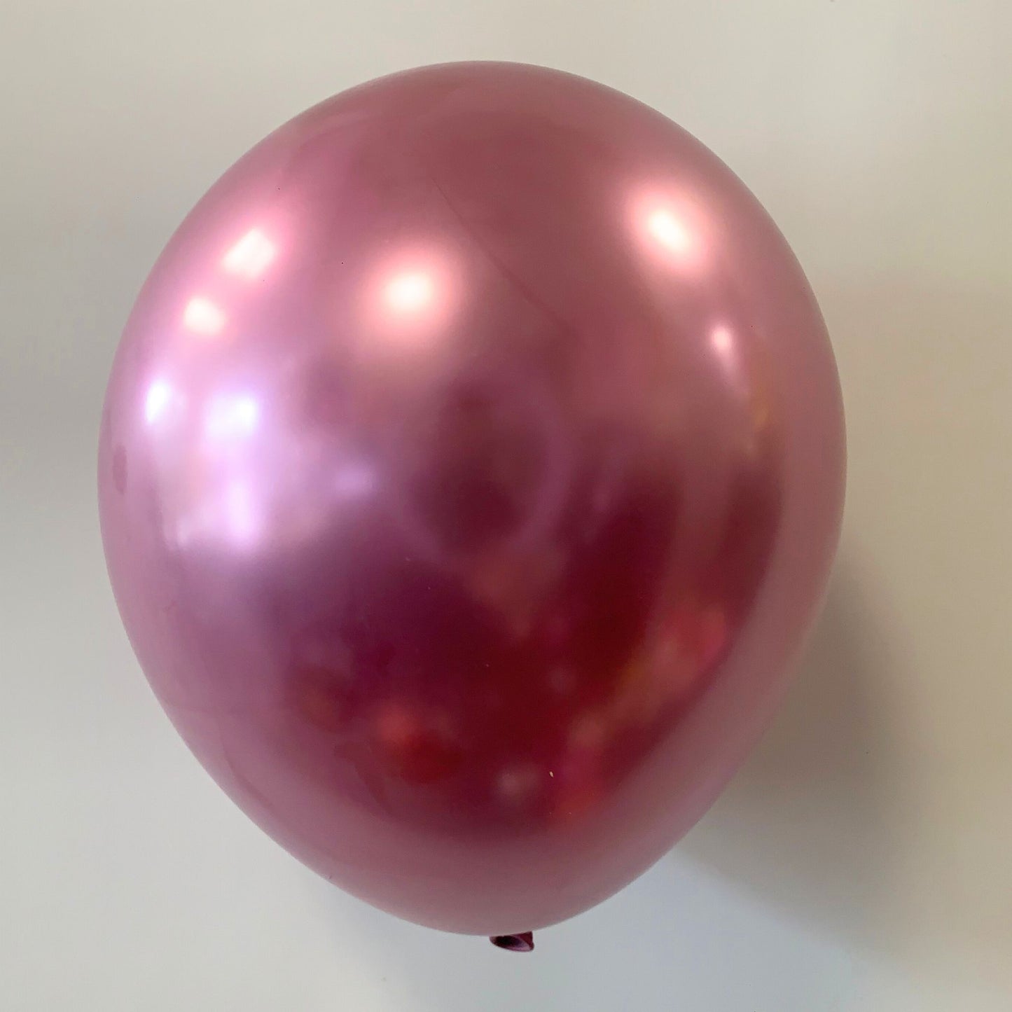 11 inch Chrome Mauve latex balloon helium filled