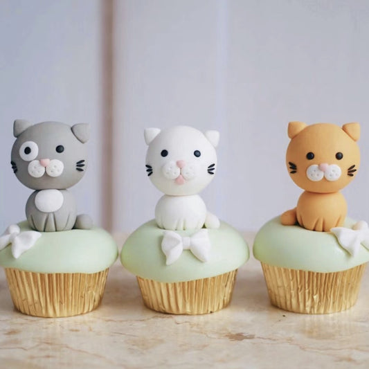 Cat's Meow Cupcake