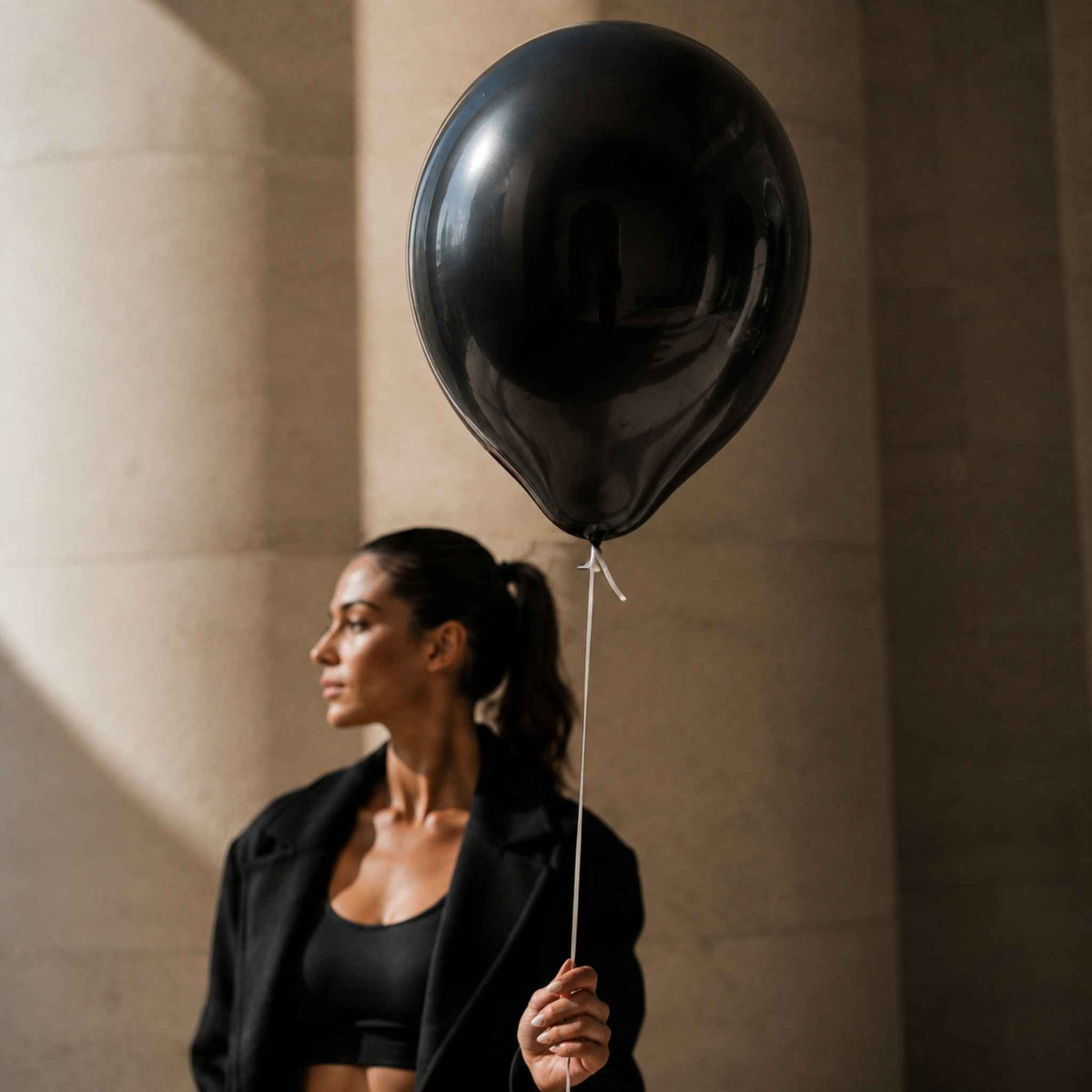 11-Inch Black Helium Balloon