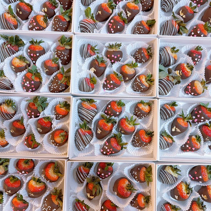 One Up Signature Fresh Chocolate Strawberry Gift Box