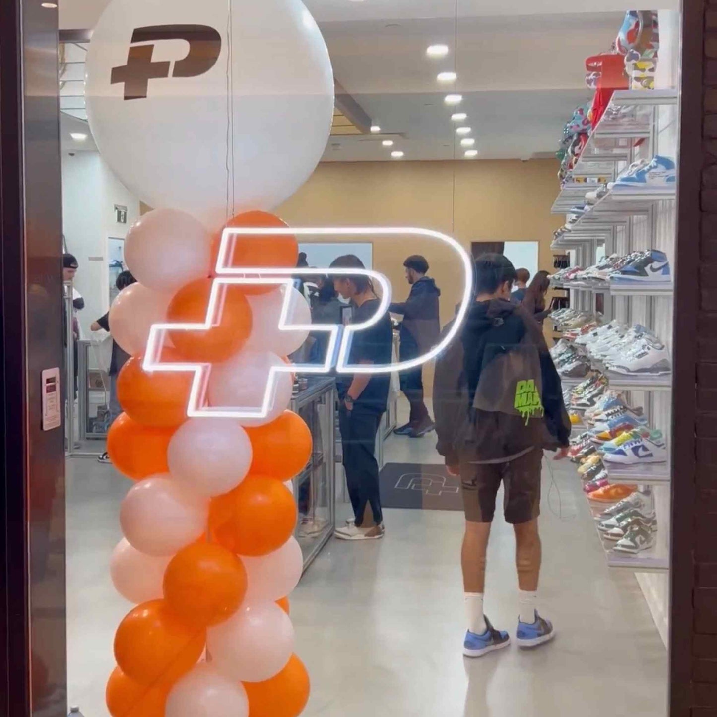 Custom Text Balloon Column – 9ft to 6ft Personalized Event Decor