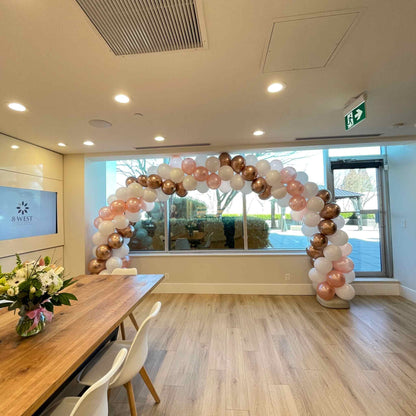 Indoor balloon arch decoration
