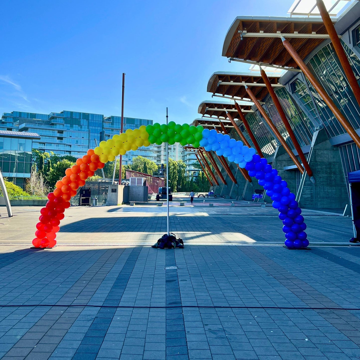 Multi Color Giant Outdoor Rainbow Balloon Arch