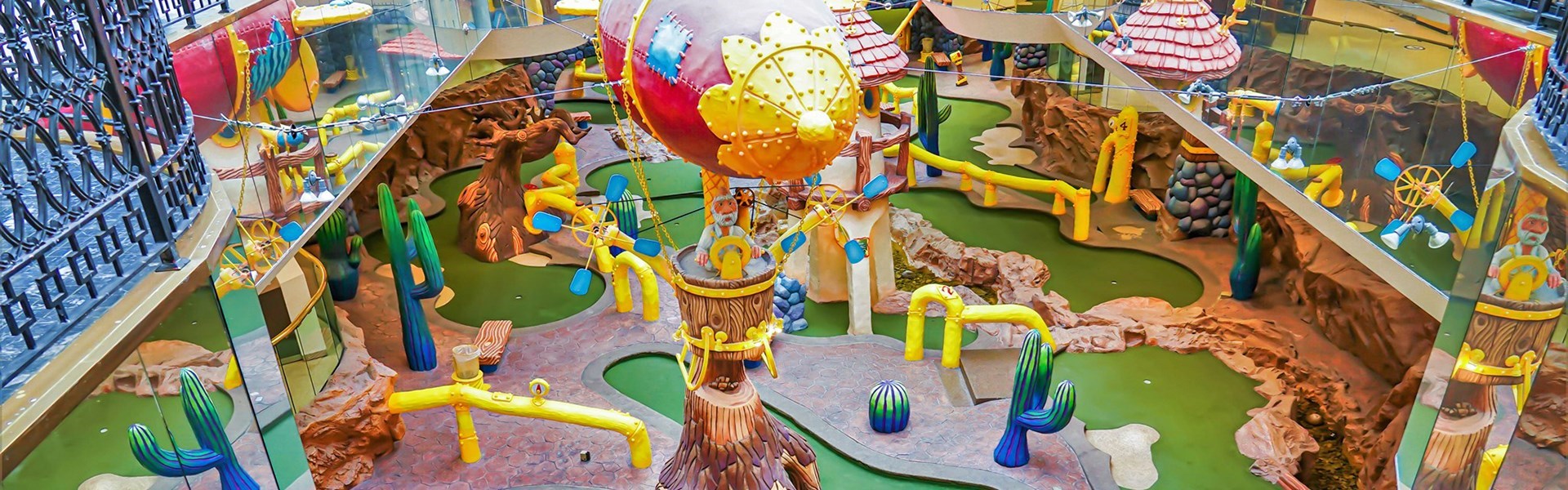 mini golf west edmonton mall
