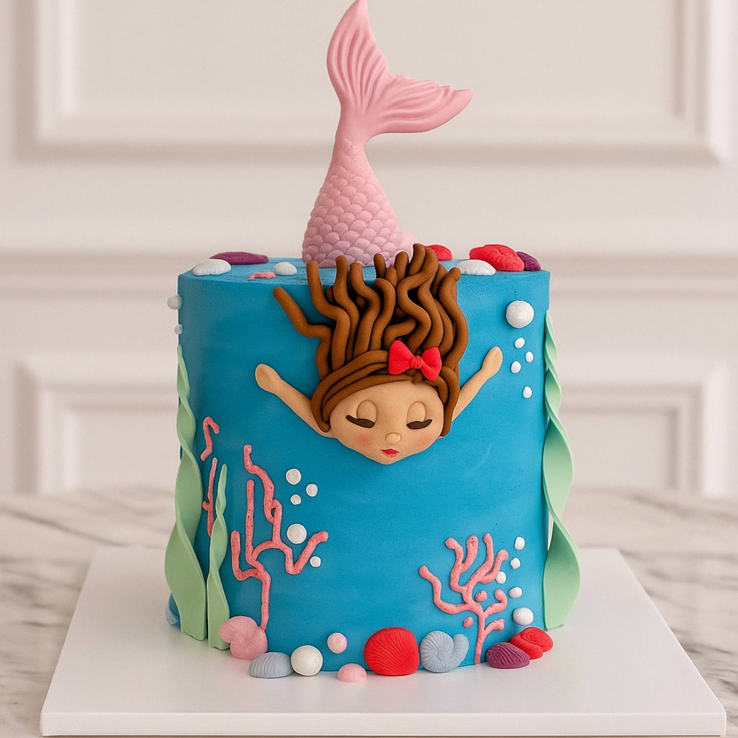 Customized Ocean Mermaid Queen Blue Cake