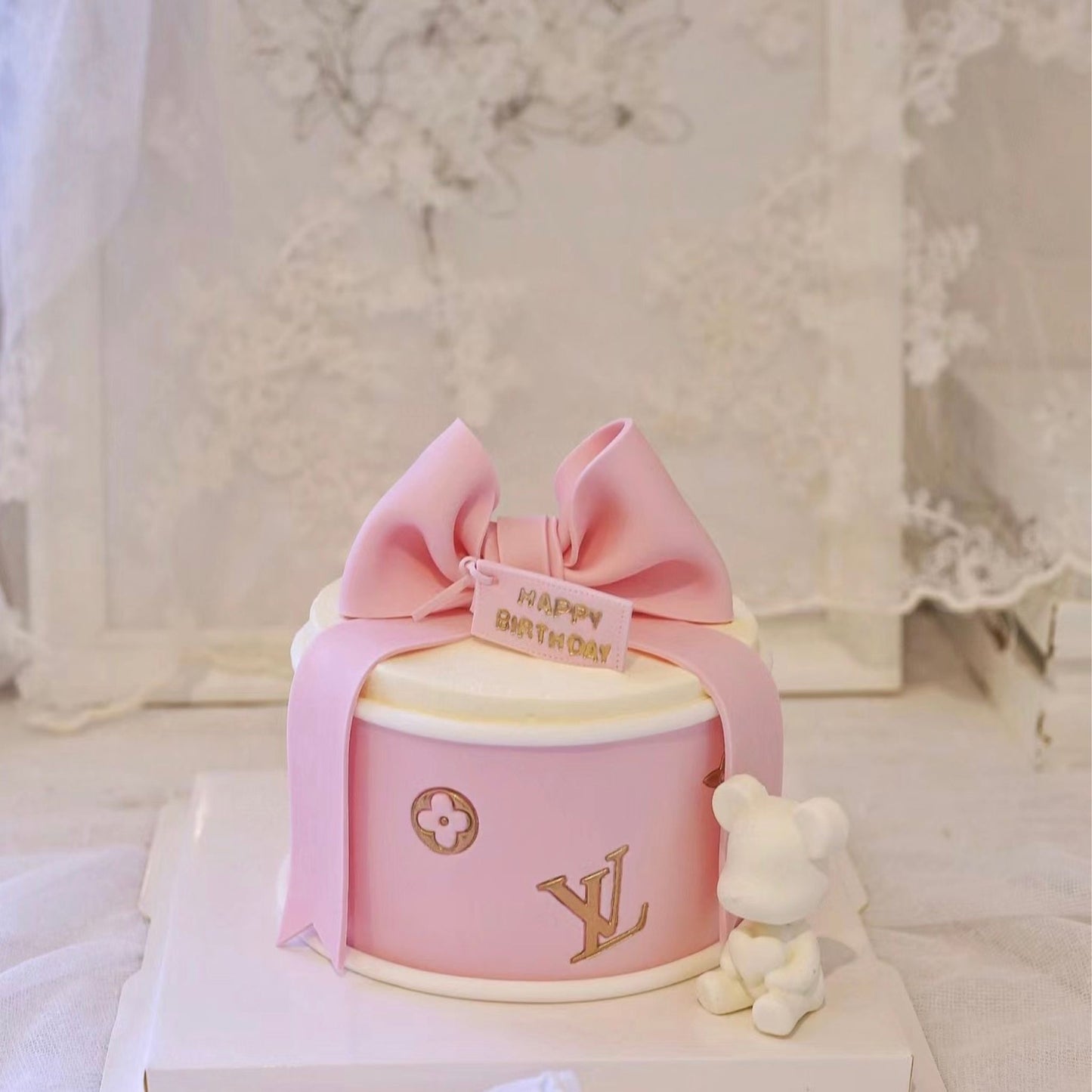 6 inch pink LV cake