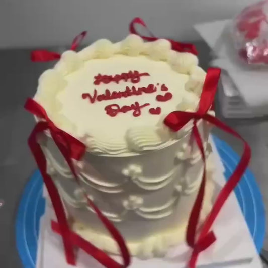 Luxury Valentine’s Ribbon Cake