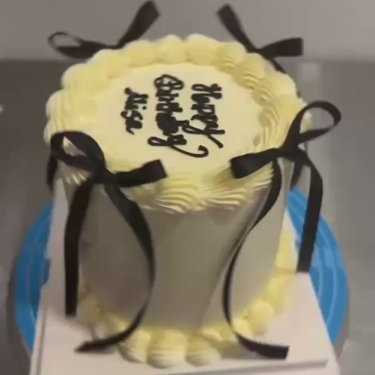 Instagram Popular Princess White Bow Birthday Cake
