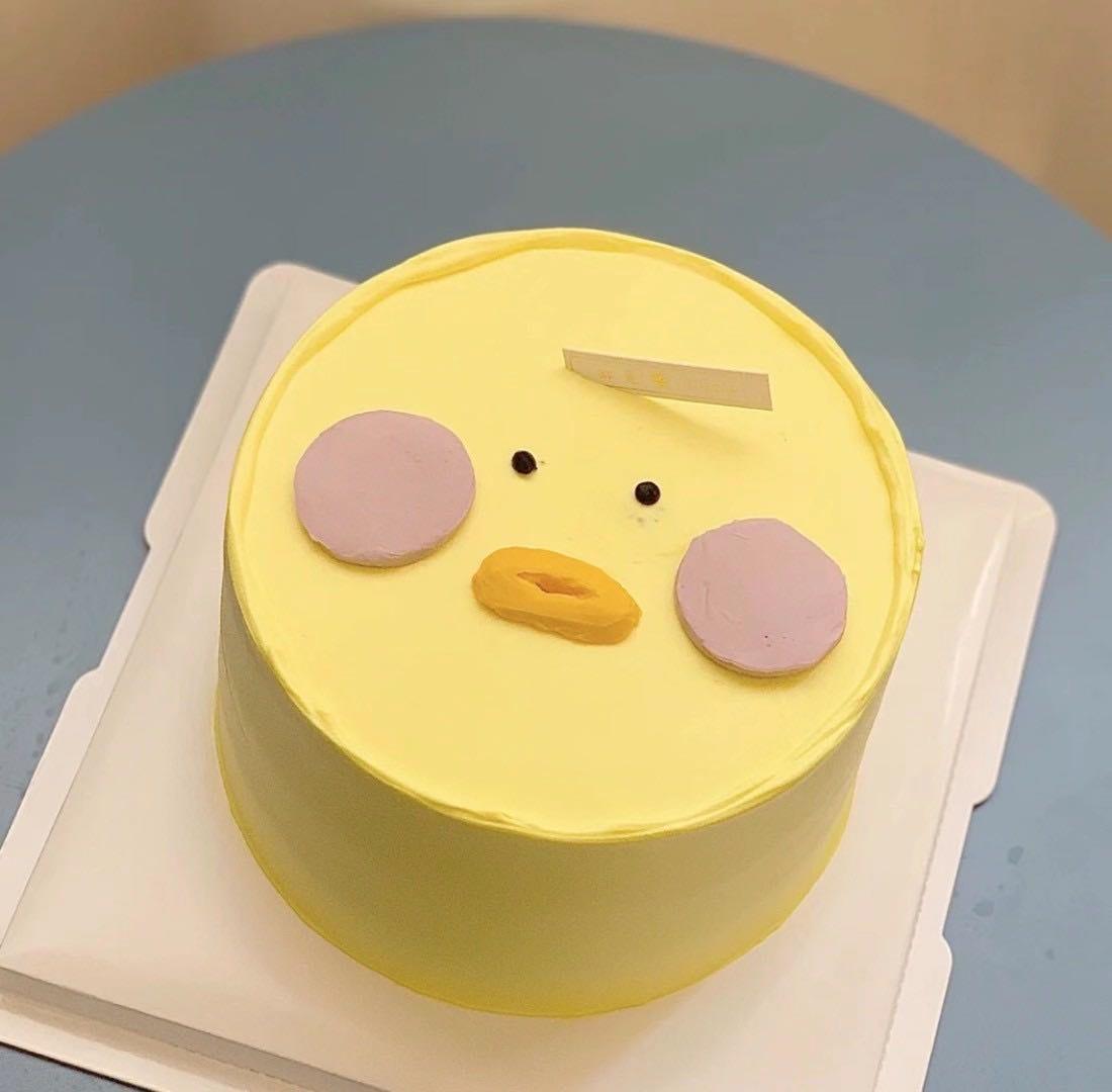 Duck Duck Cake - ONE UP BALLOONS